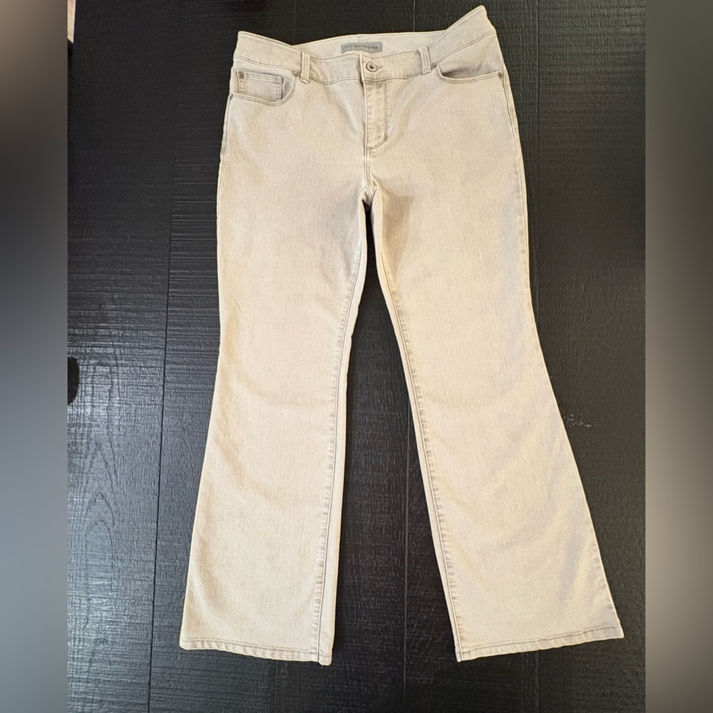 Chico's Beige Ultimate Fit Flare Leg Jeans Size 2 Same Day Shipping Size 12/14